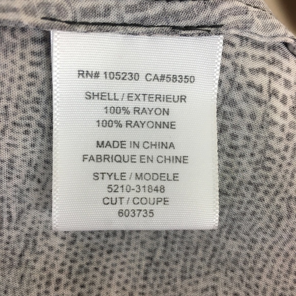 Soft Joie Snakeskin Print Batwing Wrap Dress sz S - Picture 8 of 8